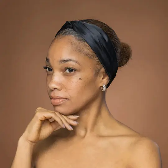 Satin Headband With Twist Black - Image 3