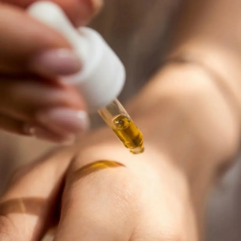 Brightening Serum Primer - Image 2