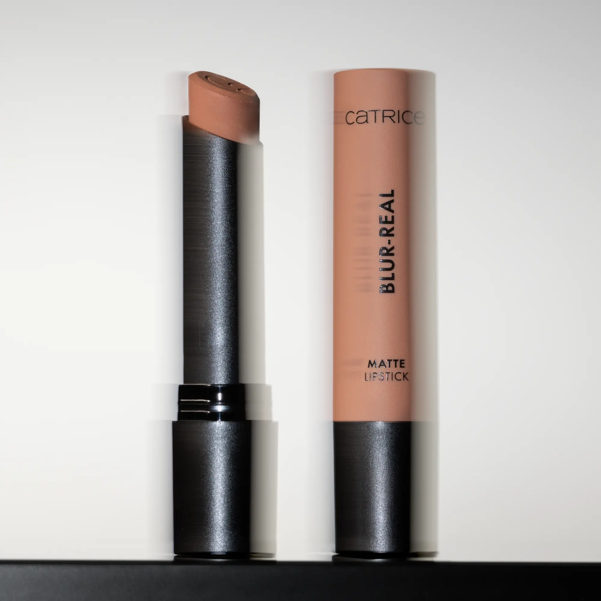 Blur-Real Matte Lipstick 030 Whisper Nude - Image 6