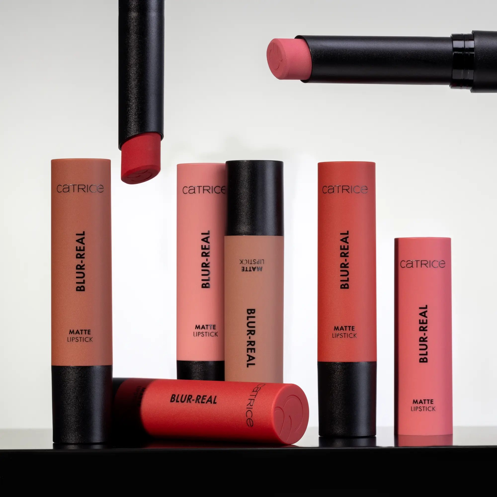 Blur-Real Matte Lipstick 050 Airy Crush - Image 7