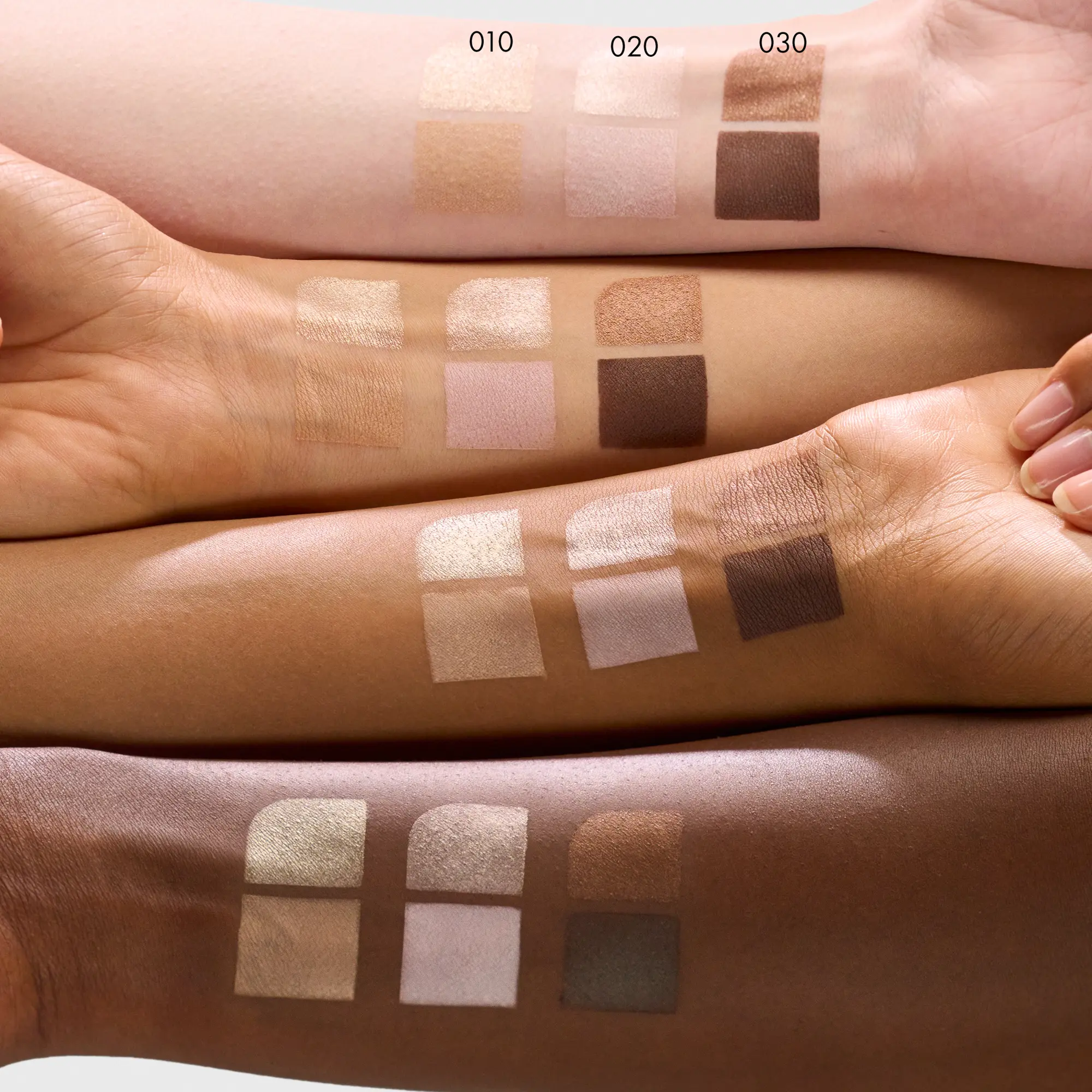 Daily Duo Eyeshadow 010 Everyday Nude - Image 3