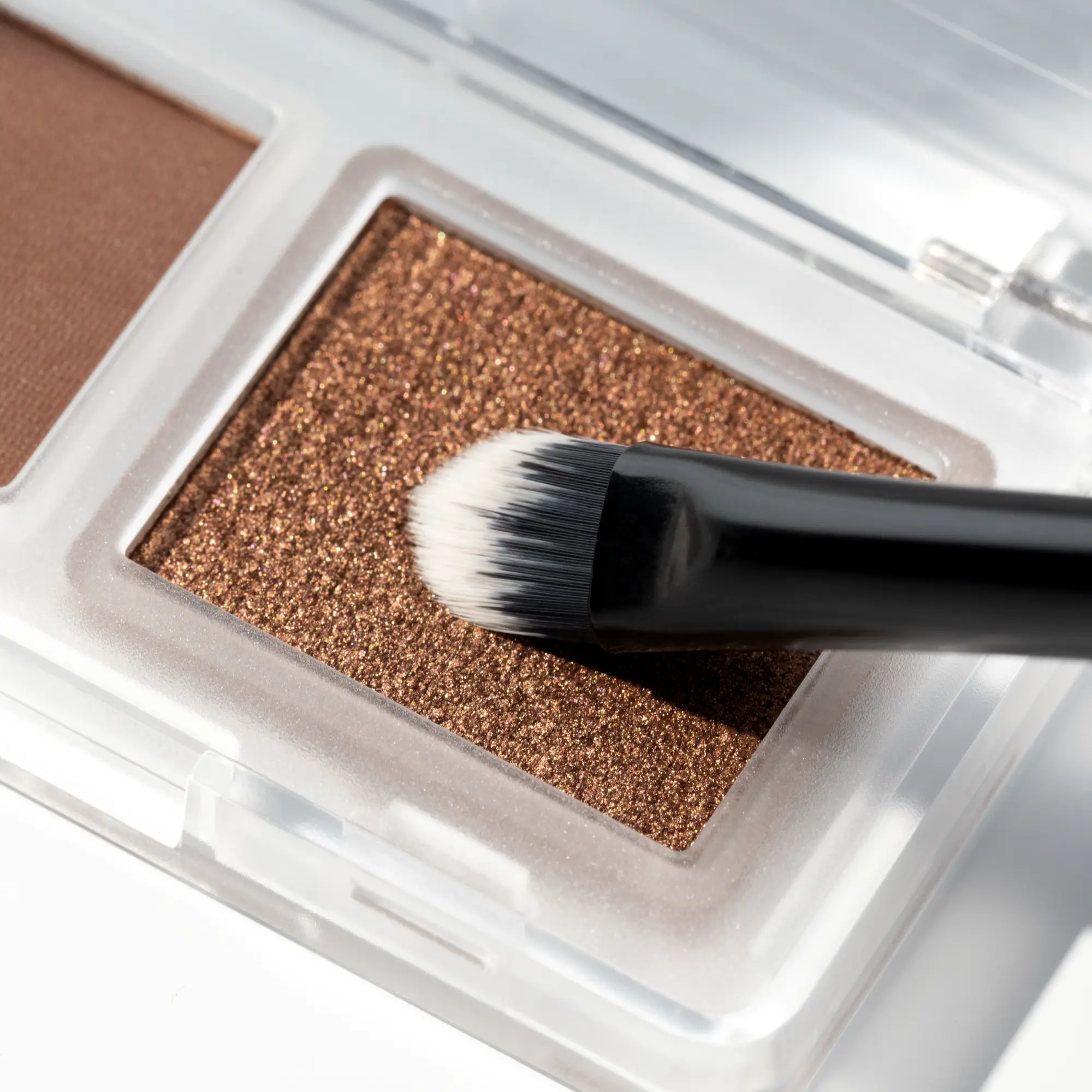 Effect Eyeshadow Duo Brush - Image 7