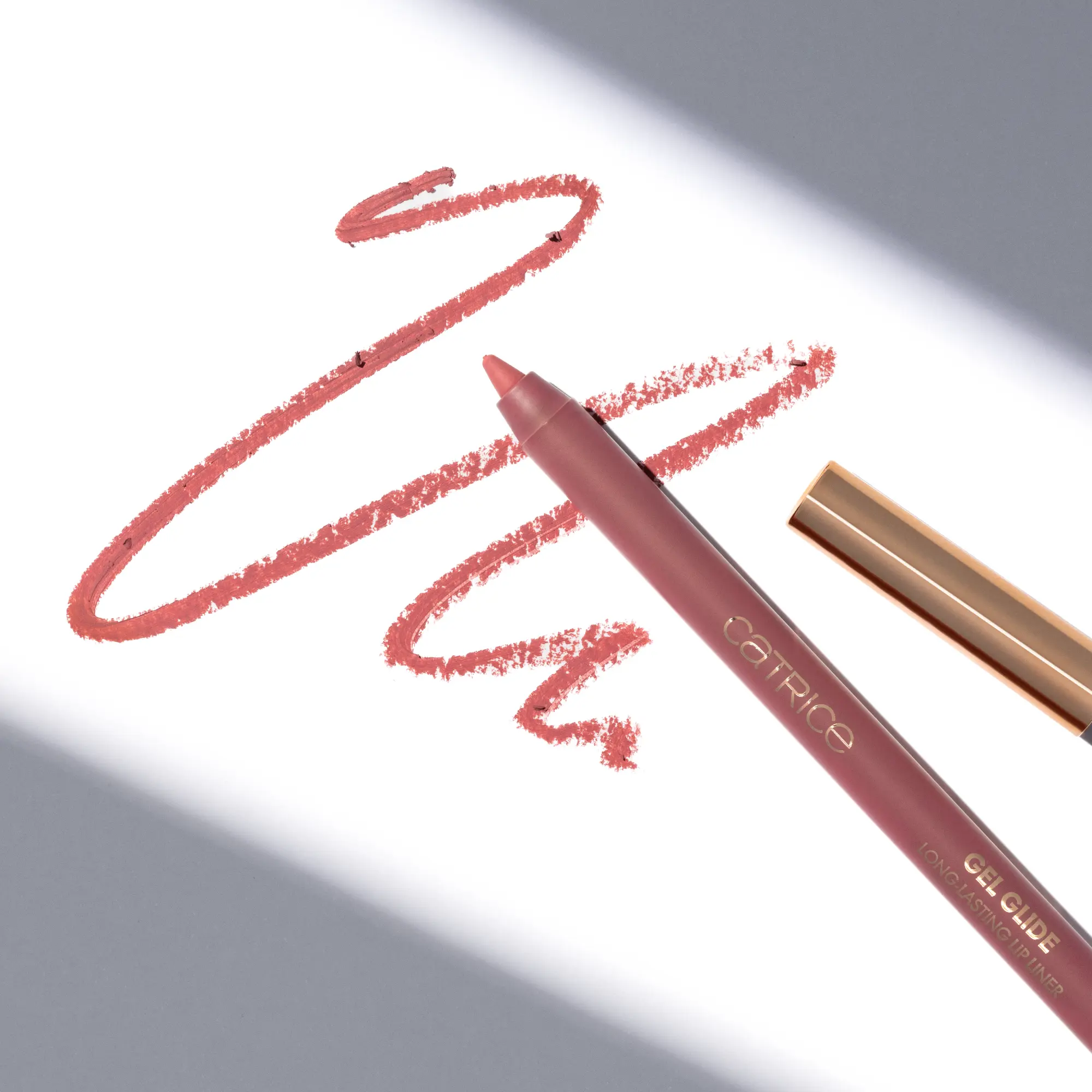 Gel Glide Long-Lasting Lip Liner 020 Drip The Drama - Image 12