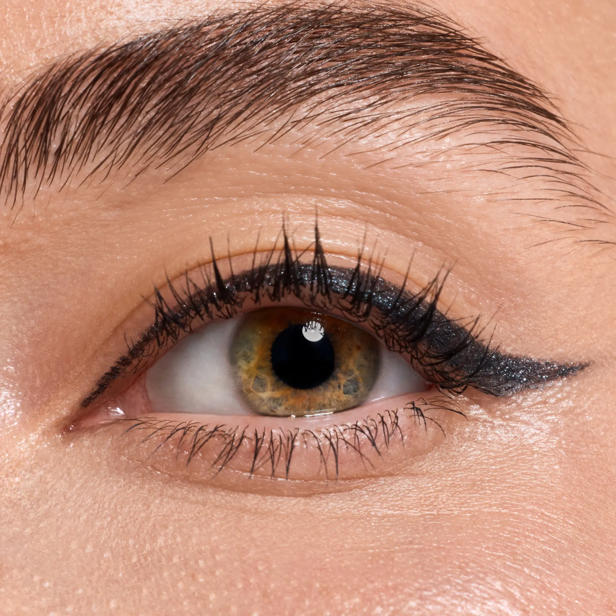 Jewel Glide Effect Eye Pencil 010 Black Diamond - Image 2