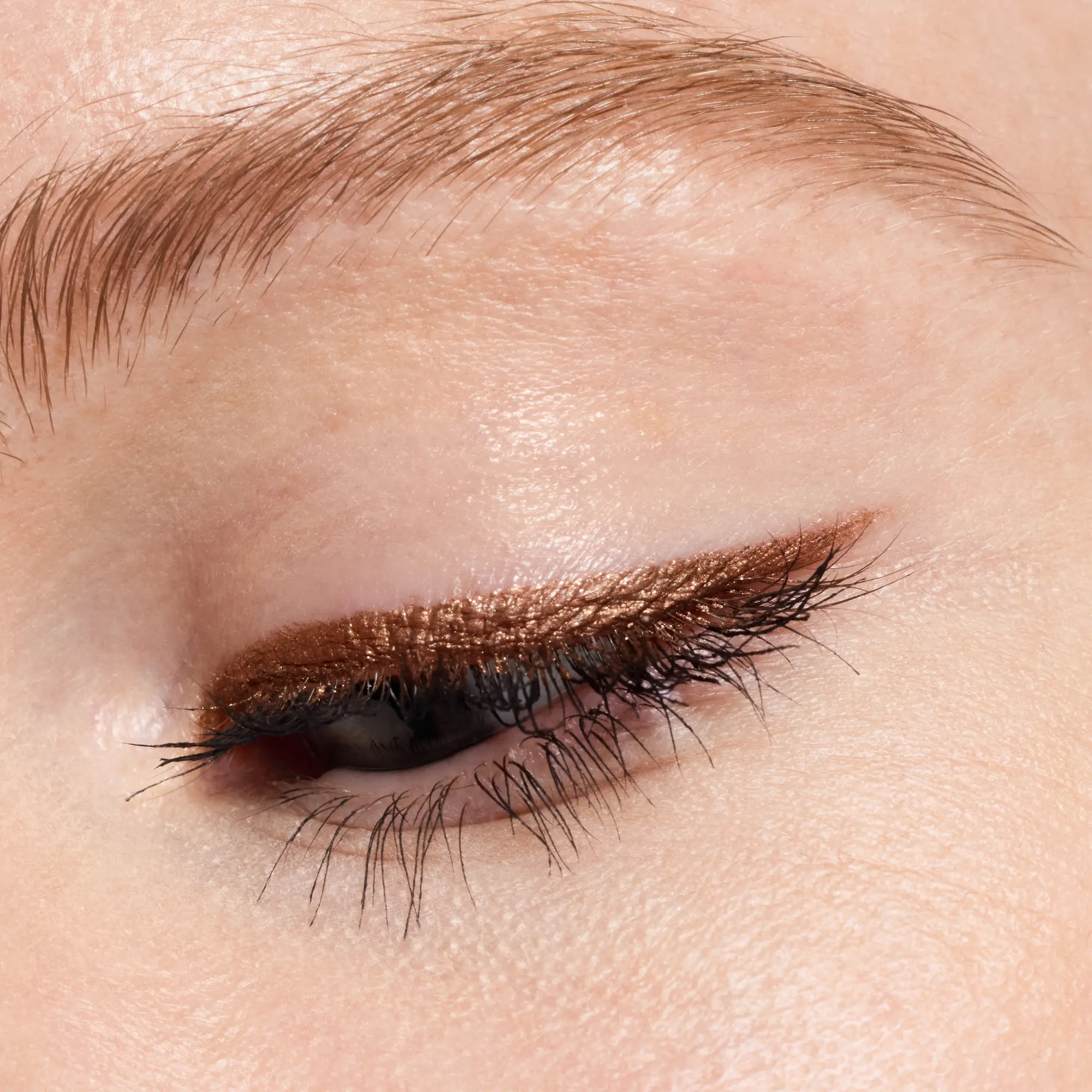 Jewel Glide Effect Eye Pencil 020 Amber Glow - Image 2