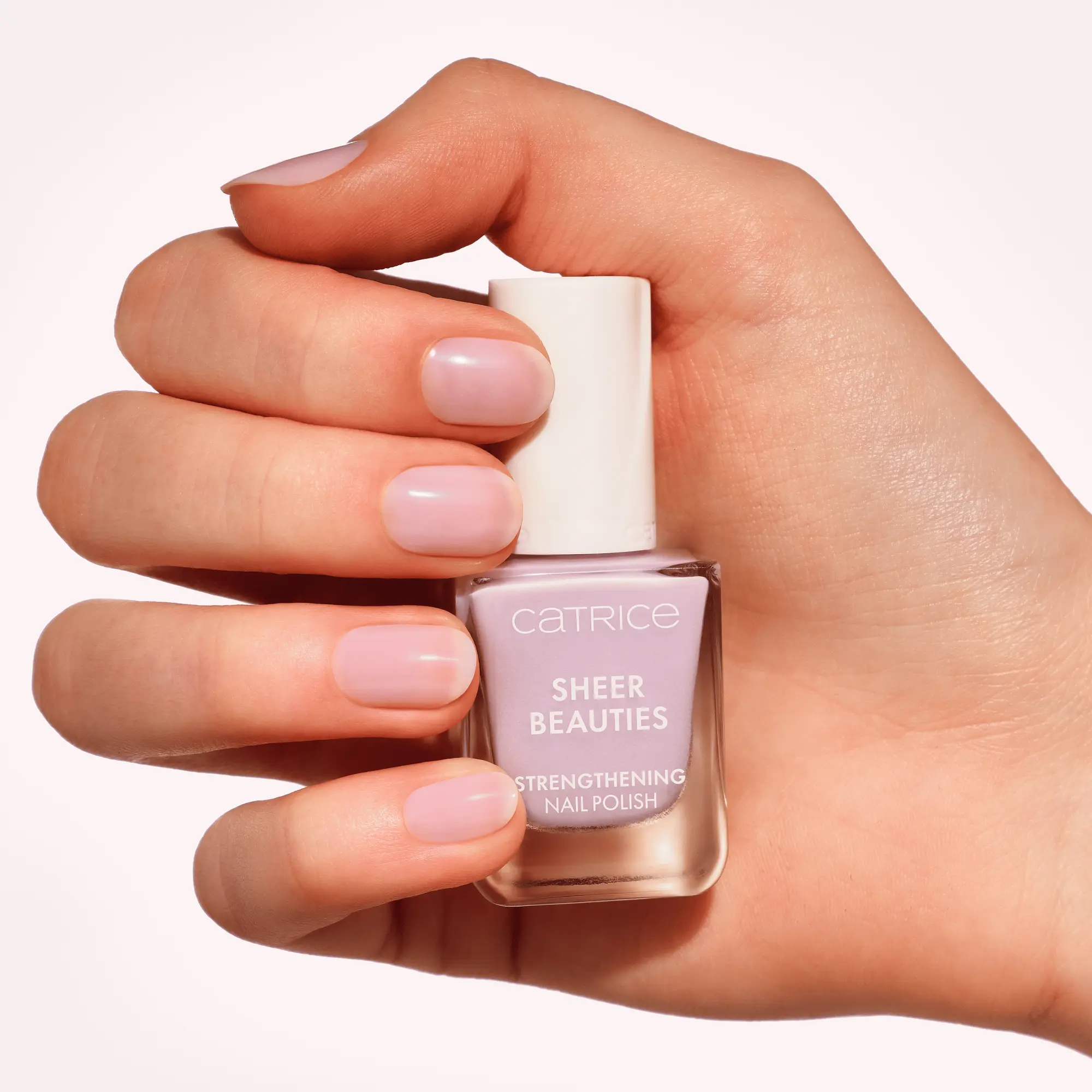 Sheer Beauties Strengthening Nail Polish 080 Lavender Whispers - Image 3