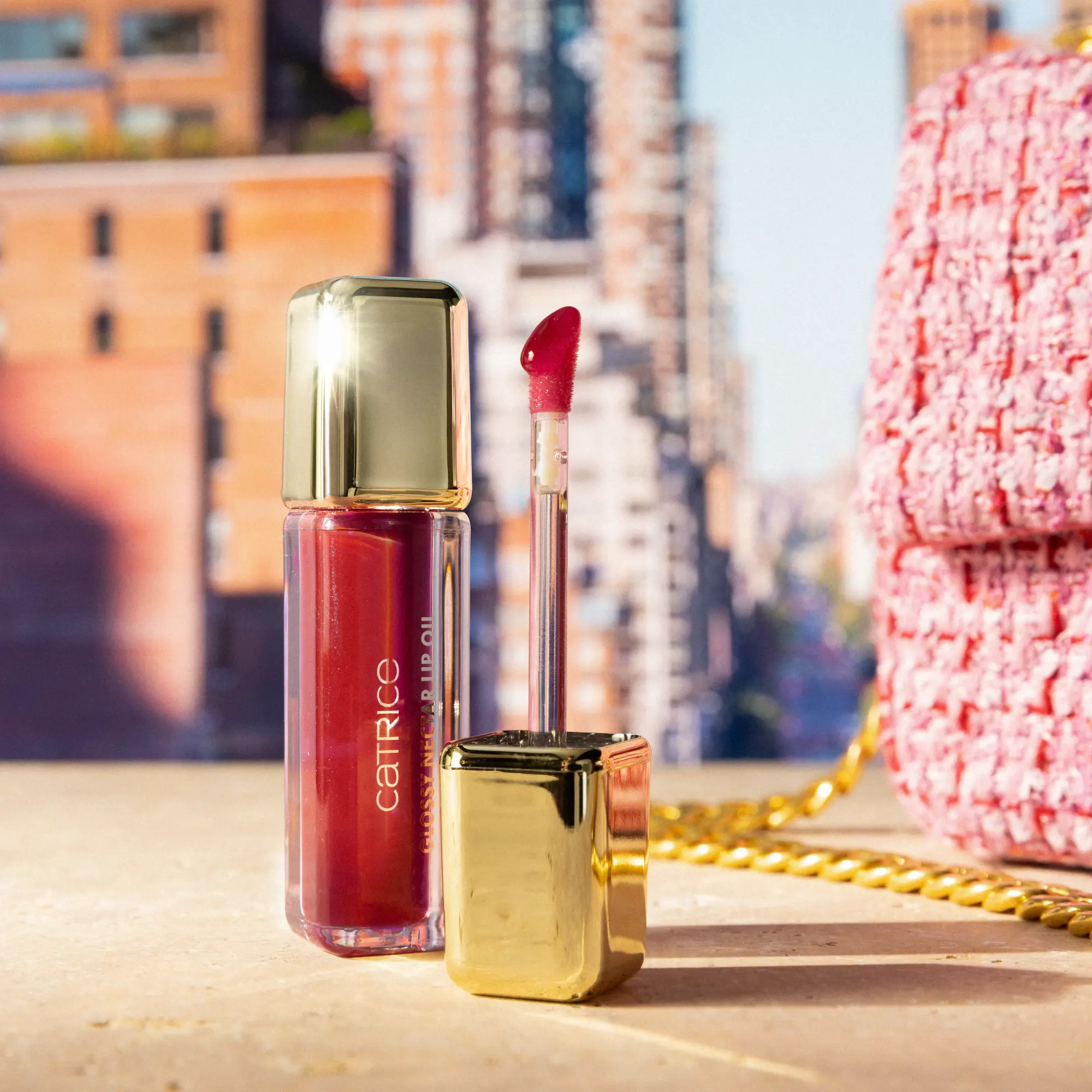 Spring and The City Glossy Nectar Lip Oil 01 Hello, Lover! - Image 3