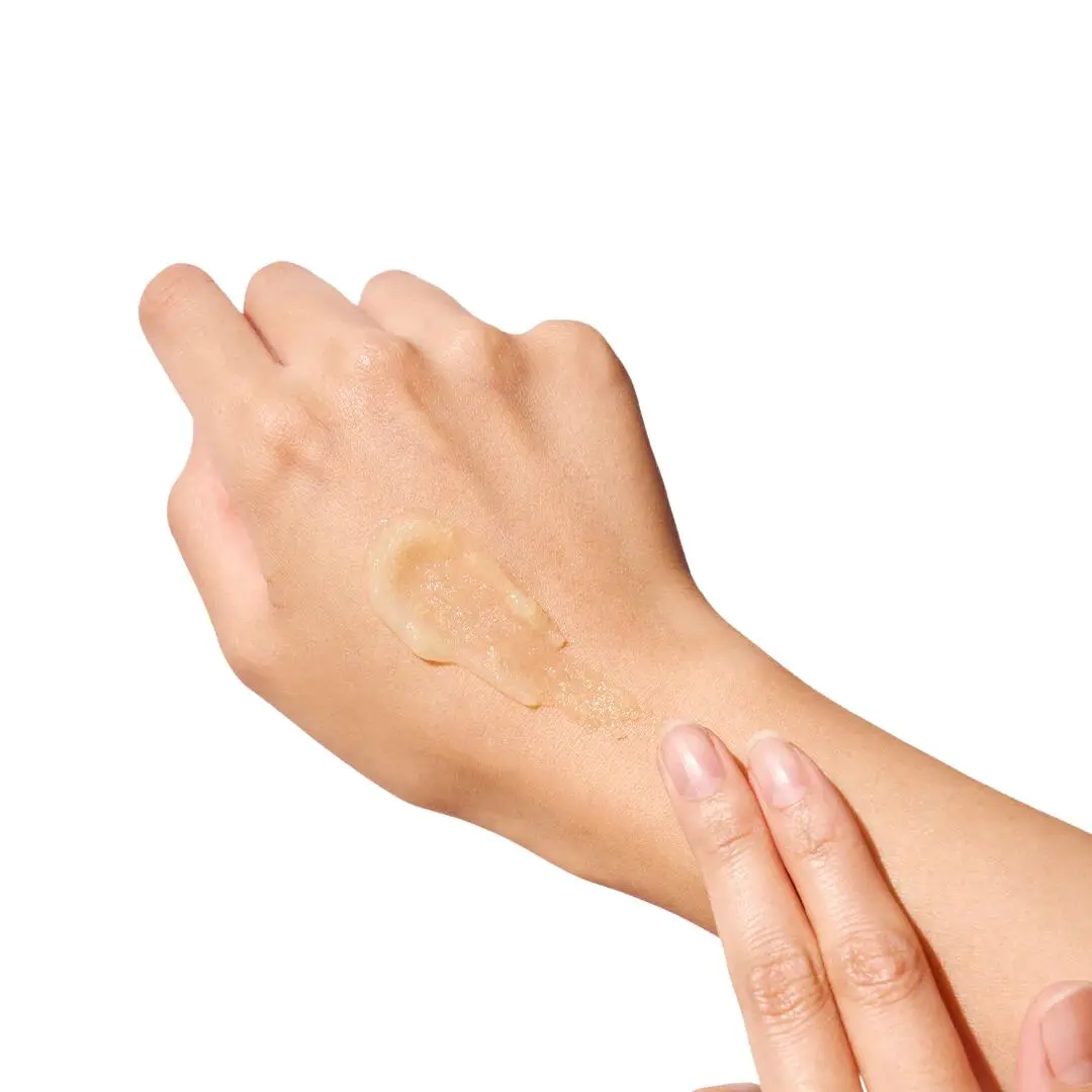 Vitamin C Brightening Sun Serum - Image 2