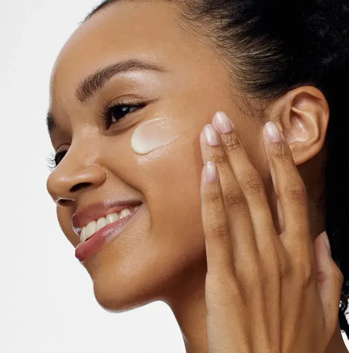Dark Spot Correcting Glow Serum 20 ml - Image 2
