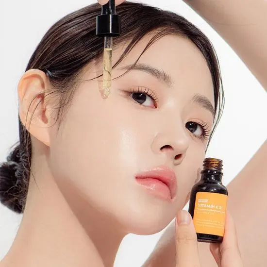 Vitamin C 21 Concentrated Brightening Serum - Image 2