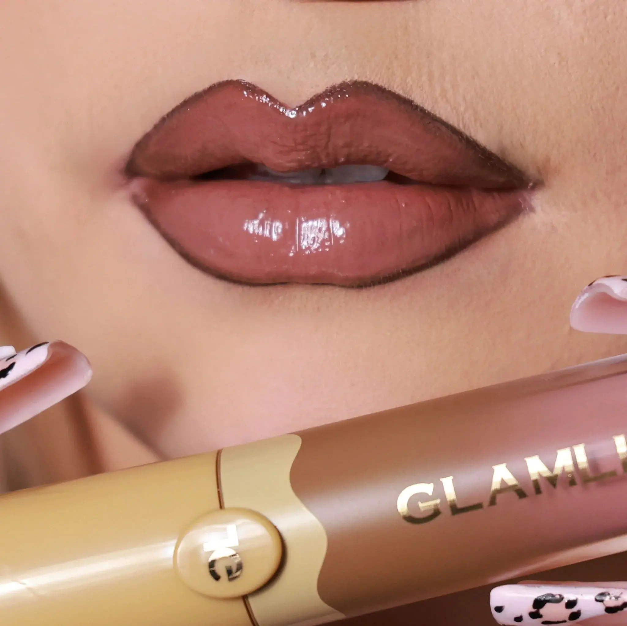 Cinnamon Roll Lip Kit - Image 2