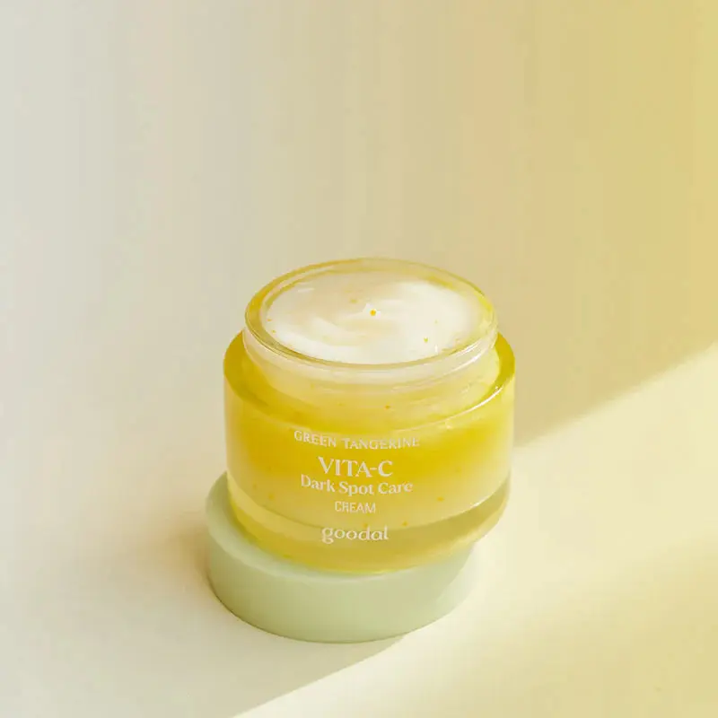 Green Tangerine Vita C Dark Spot Care Cream - Image 2
