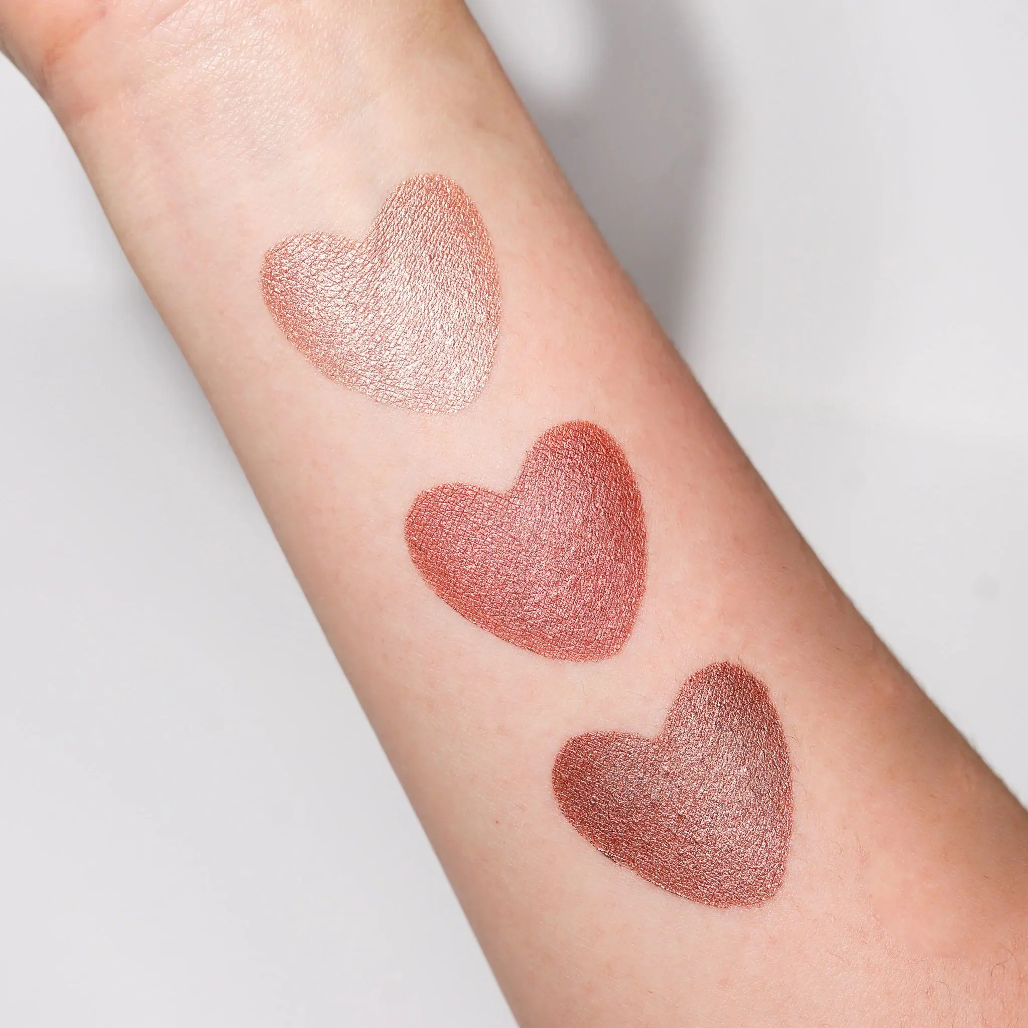 Dye for You Illuminating Powder Fluorescent Rose - Image 2
