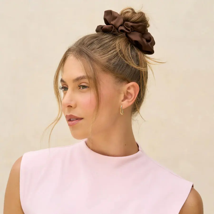 Oversized Scrunchies Black & Chocolate - Image 4