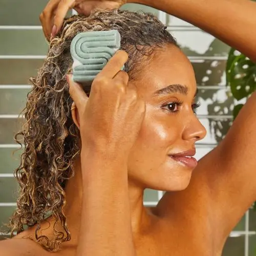 Rosemary & Biotin Volumizing Solid Shampoo Bar - Image 2