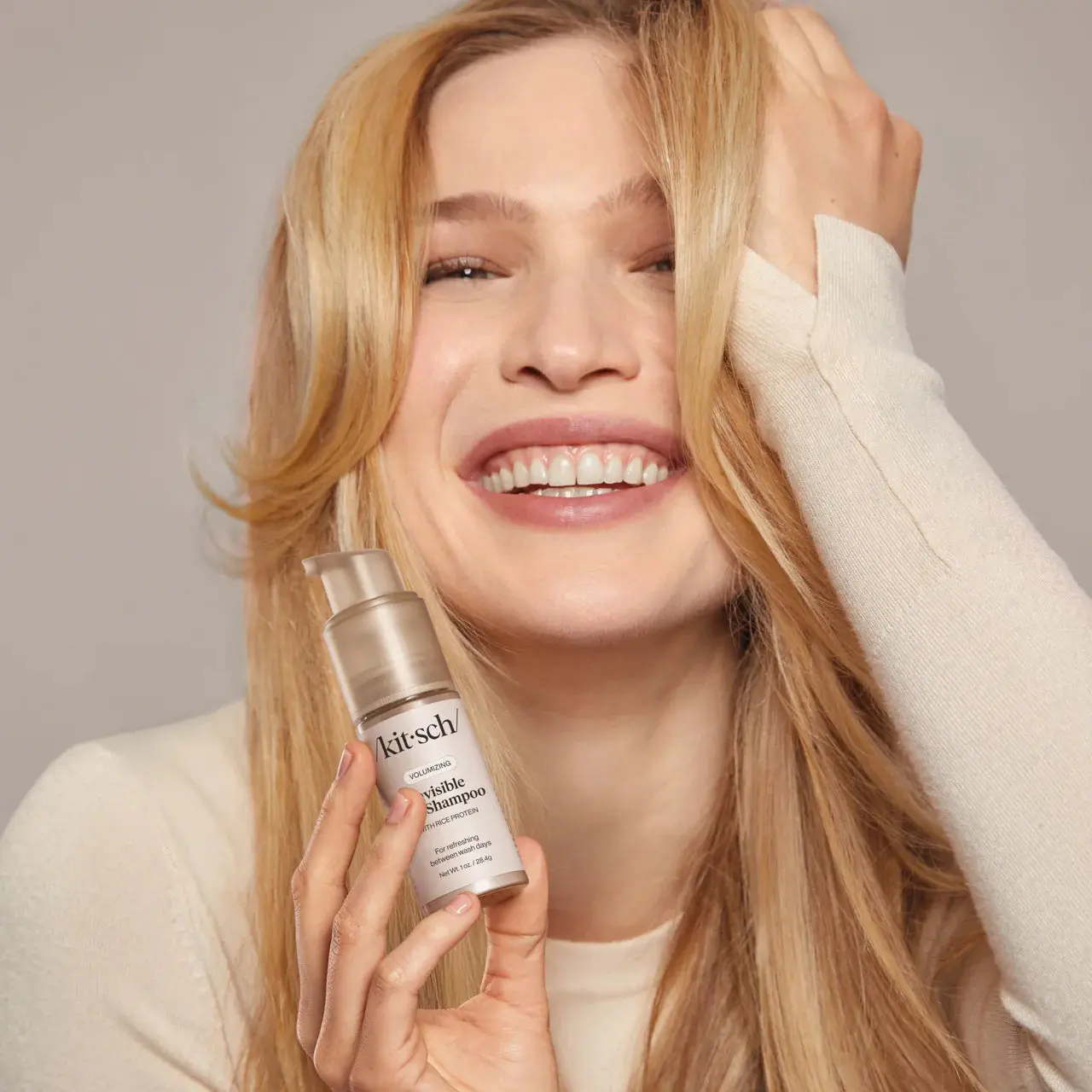 Volumizing Rice Protein Dry Shampoo Invisible - Image 4