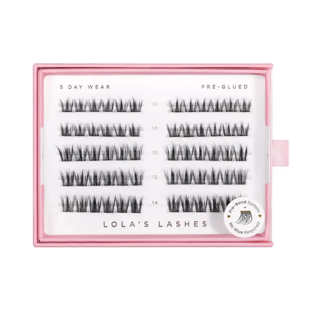 Feathered Pre Glued Lashes