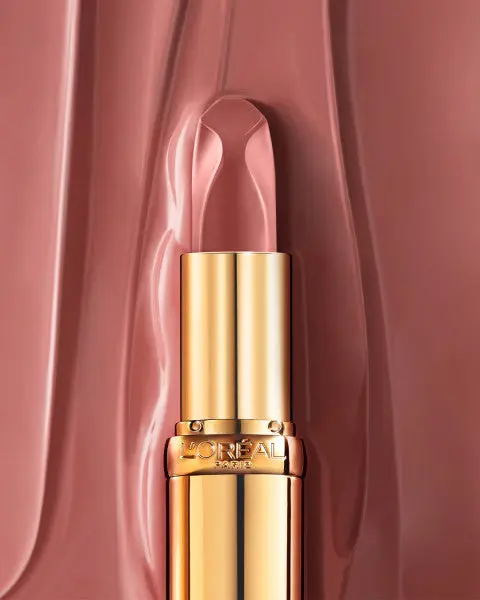 Color Riche Satin Lipstick 520 Nude Defiant - Image 4
