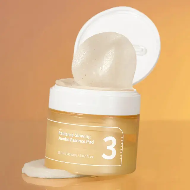 No.3 Radiance Glowing Jumbo Essence Pad - Image 6