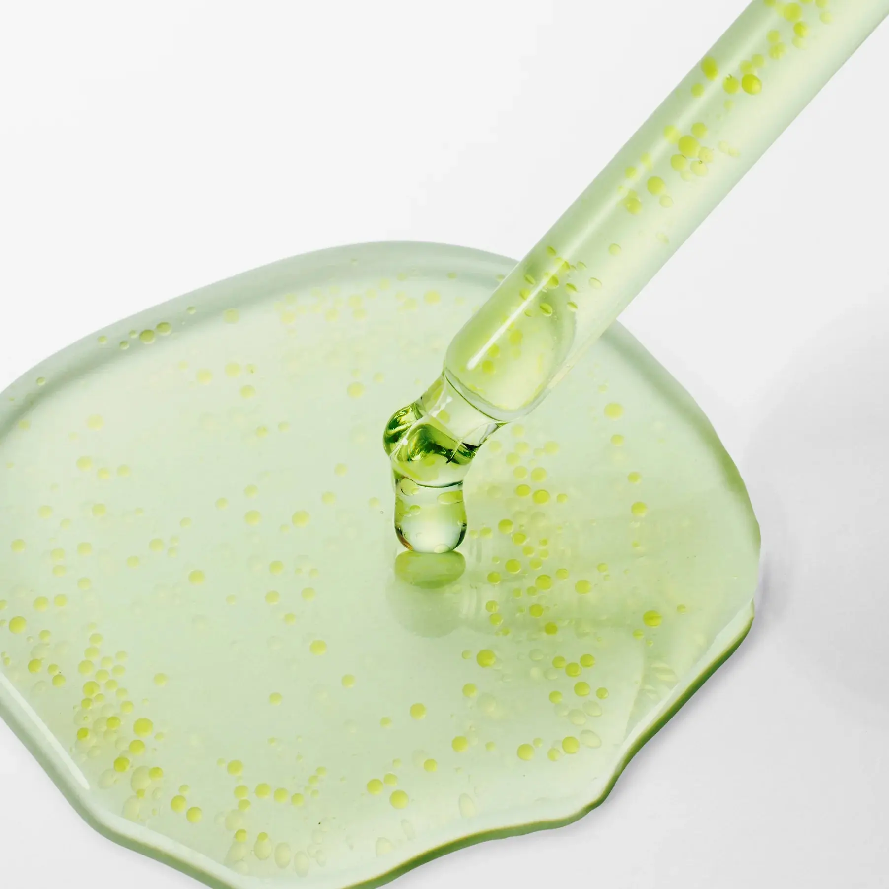 Azelaic Acid 10 Kojic Azulene Serum - Image 2