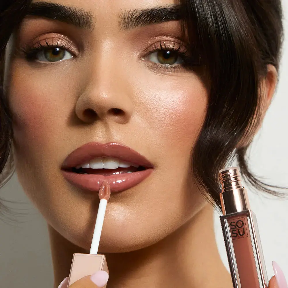 Satin Lip Glaze Almond Butter - Image 2