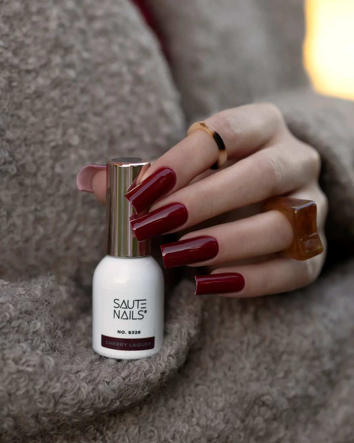 UV Gelpolish S328 Cherry Laquer - Image 4