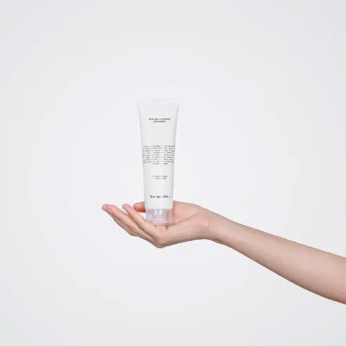 PHA Soft Peeling Cleanser - Image 3