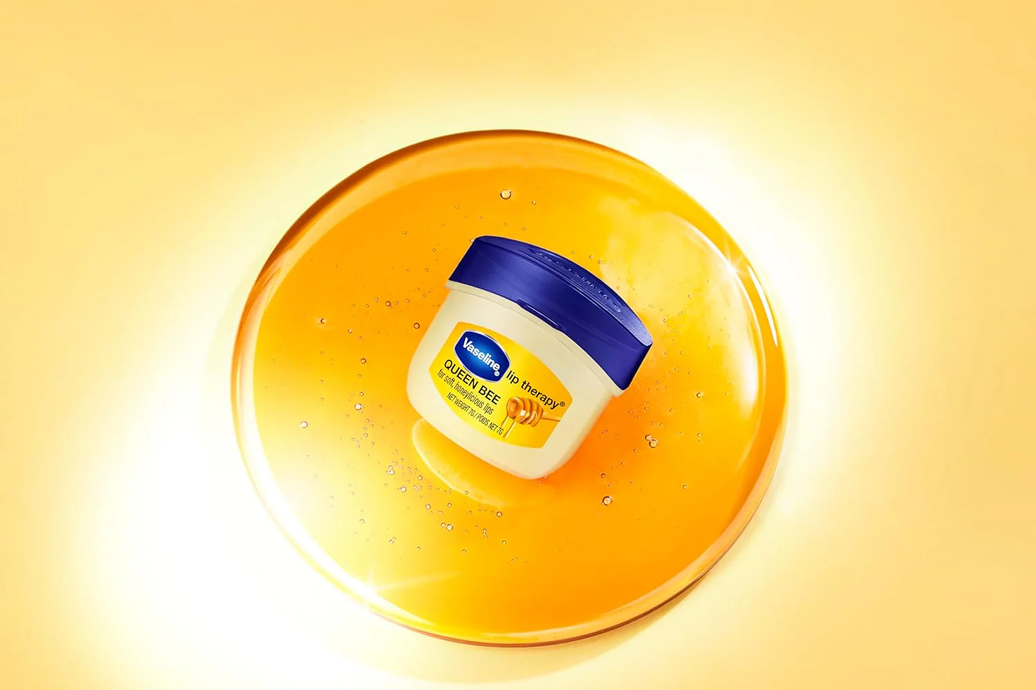 Lip Therapy Mini Queen Bee - Image 4